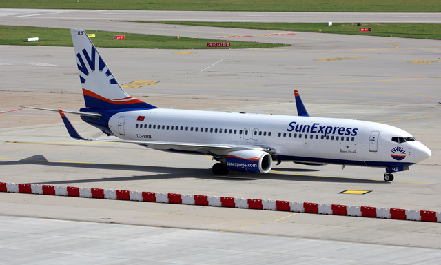 TC-SRB - SunExpress Boeing 737-8AL(WL), MSN 39053 | OneSpotter.com