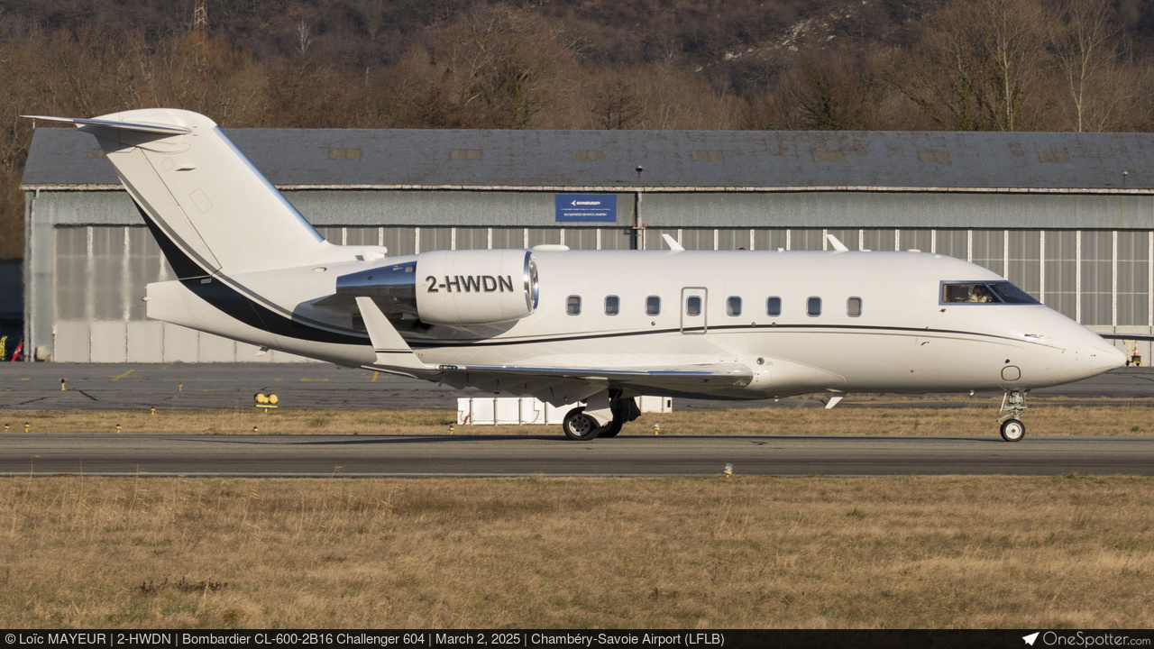 2-HWDN Private Bombardier CL-600-2B16 Challenger 604, MSN 5522