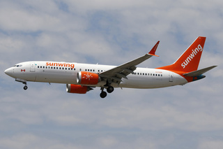 アンジーページ C-FZXI - Boeing 737-8 MAX, Sunwing Airlines | OneSpotter.com