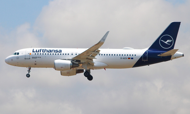 D-AIZX - Lufthansa Airbus A320-214(WL), MSN 5741 | OneSpotter.com