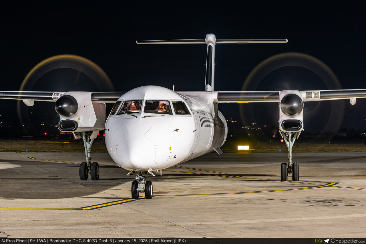 Bombardier DHC-8 Dash 8 | OneSpotter.com