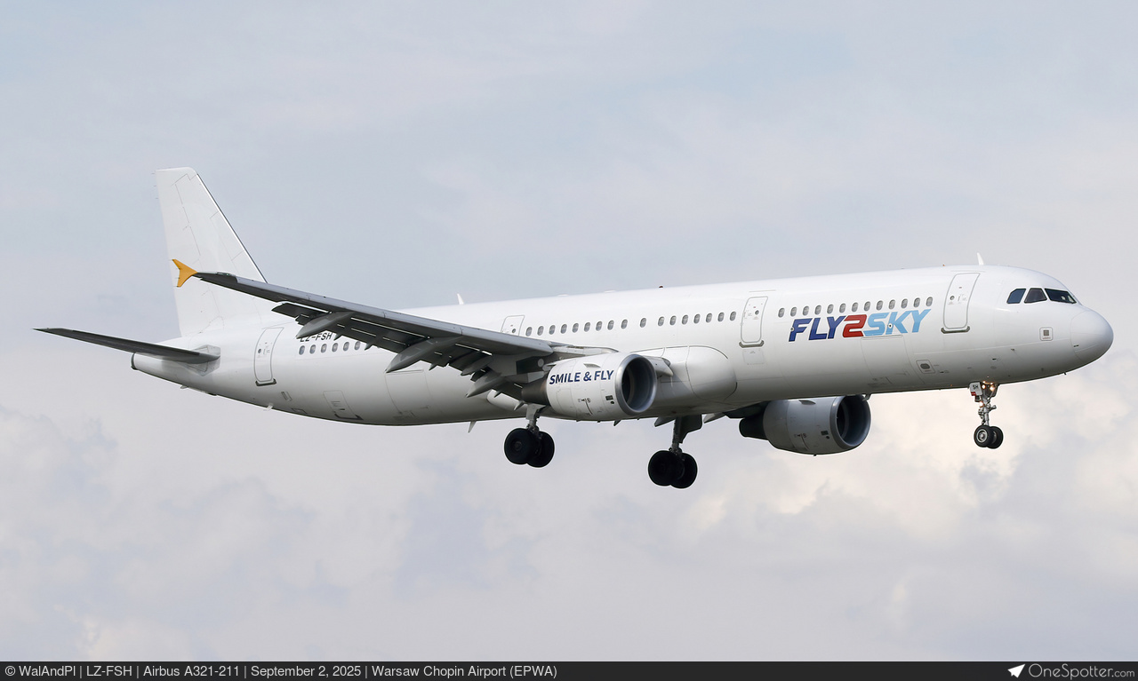 LZ-FSH Fly2Sky Airbus A321-211, MSN 1932 | OneSpotter.com