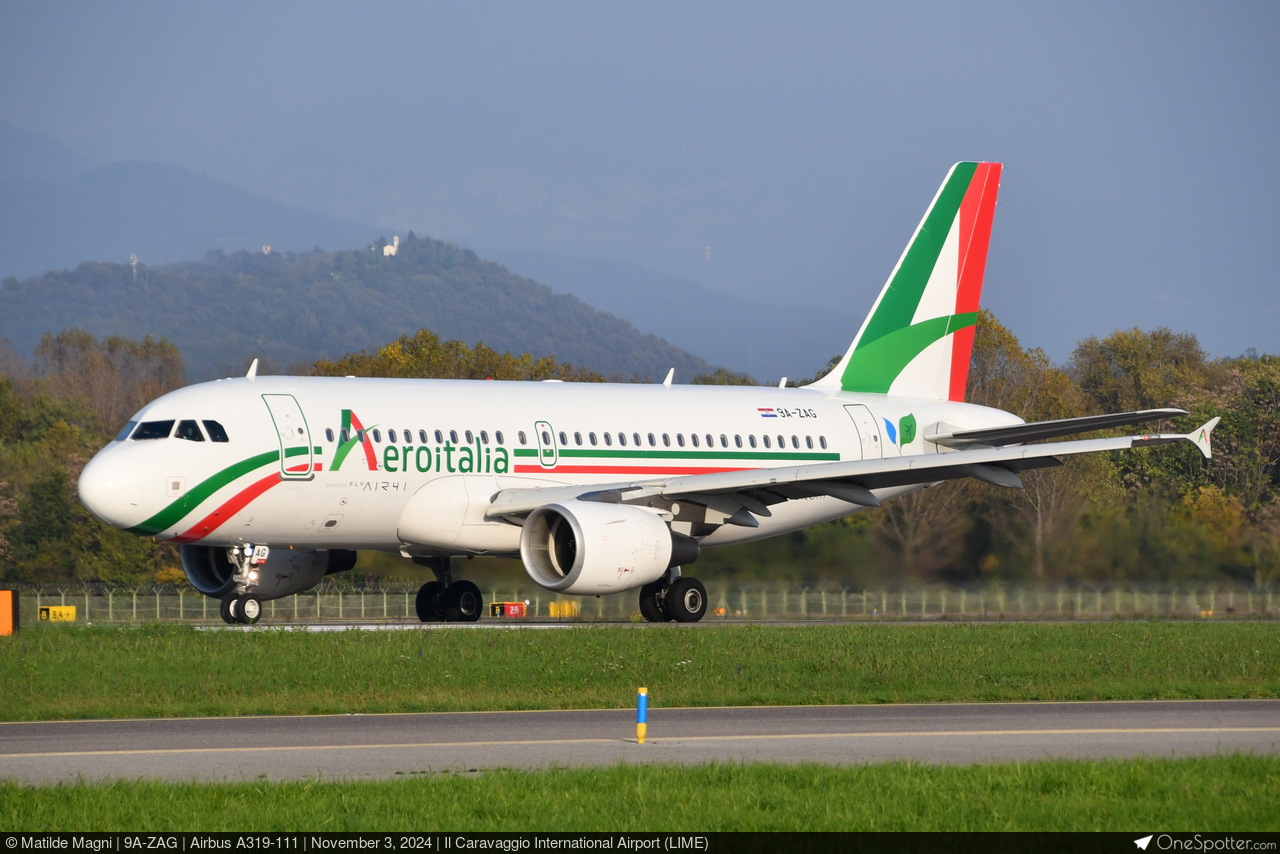 Herpa Wings A319 ゲルマニア航空（ドイツ） D-ASTA 1/500 [518703]