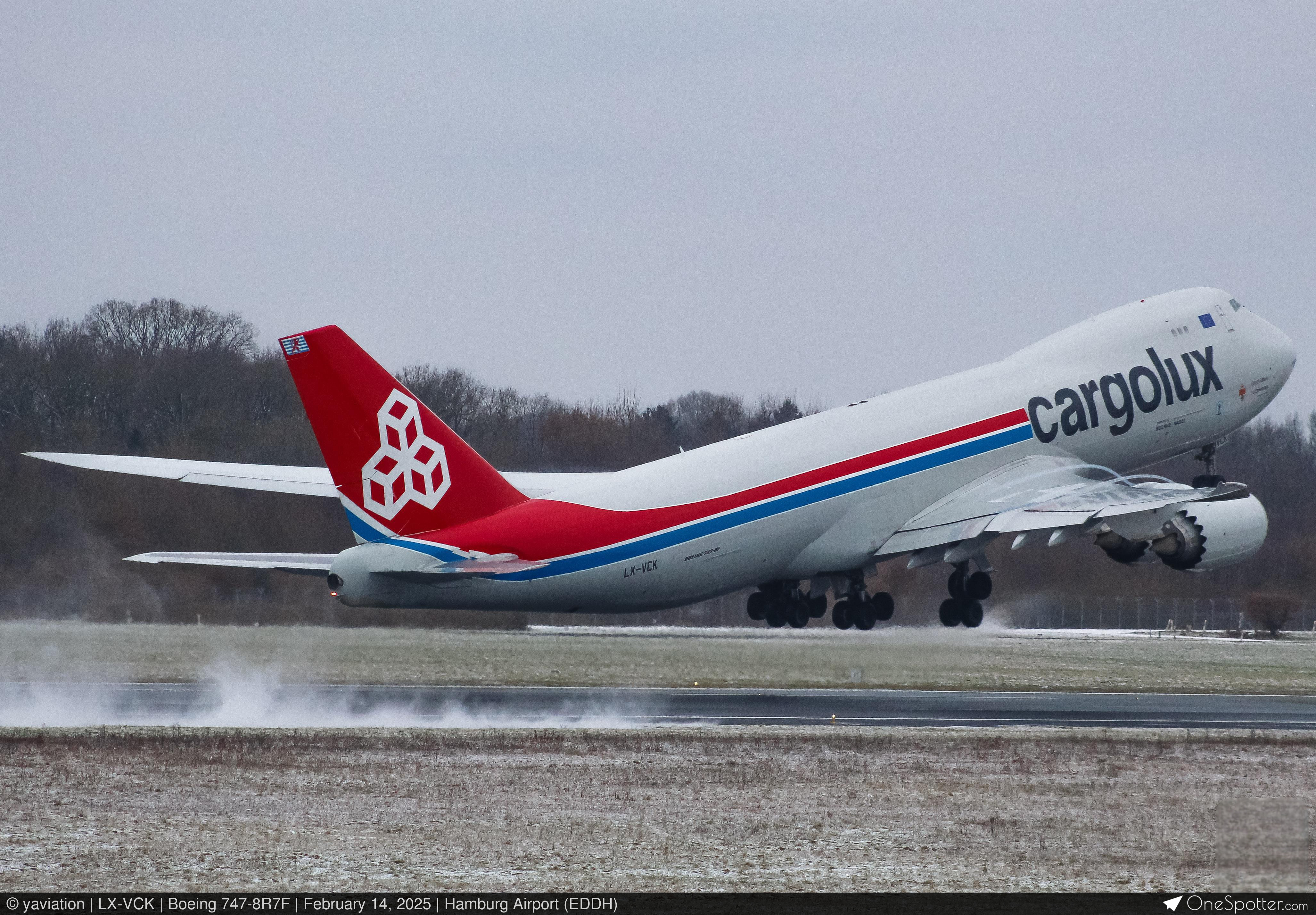 JC Wings 747-8F カーゴルックス航空「City of Zhengzhou」LX