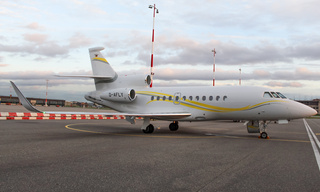 D-AFLY Luminair Dassault Falcon 900LX, MSN 332 | OneSpotter.com