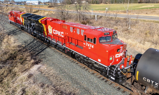 CPKC 7474 - Canadian Pacific Kansas City GE ET44AC | OneSpotter.com