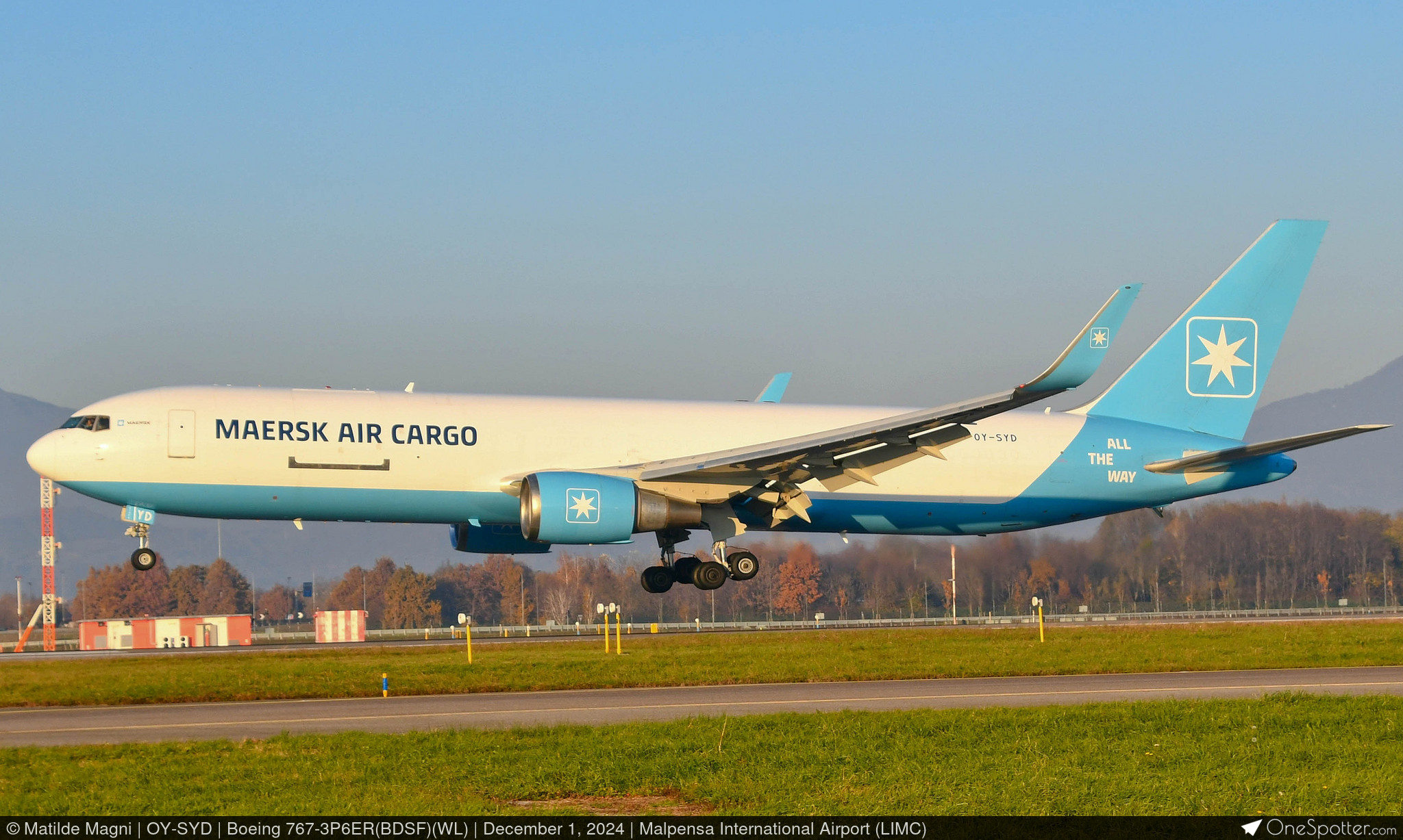 OY-SYD - Maersk Air Cargo Boeing 767-3P6ER(BDSF)(WL), MSN 25354