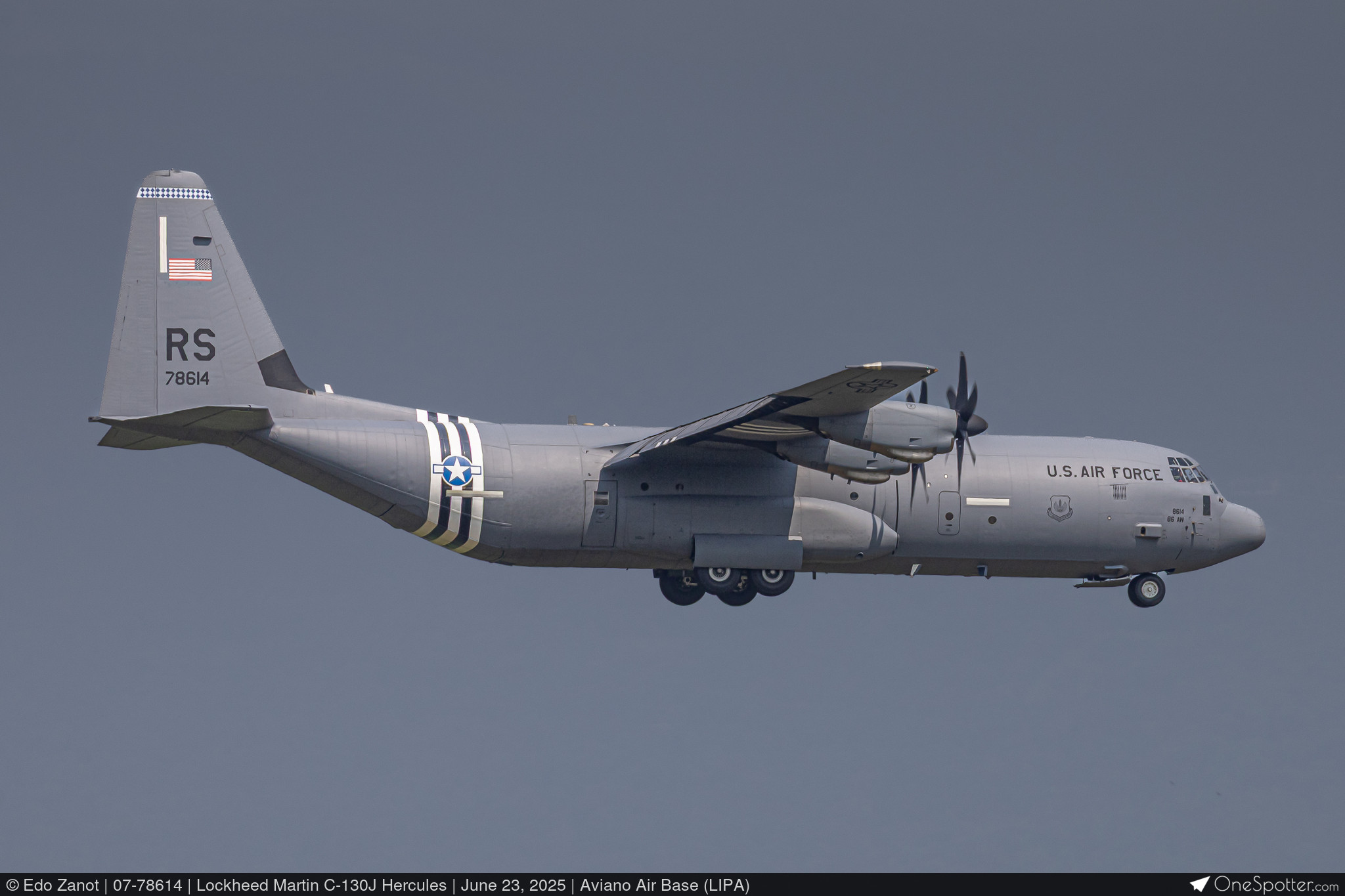 航空機・ヘリコプター Inflight USAF C-10 11030 1:200 Inflight USAF C-10 11030 1:200 航空機・ヘリコプター