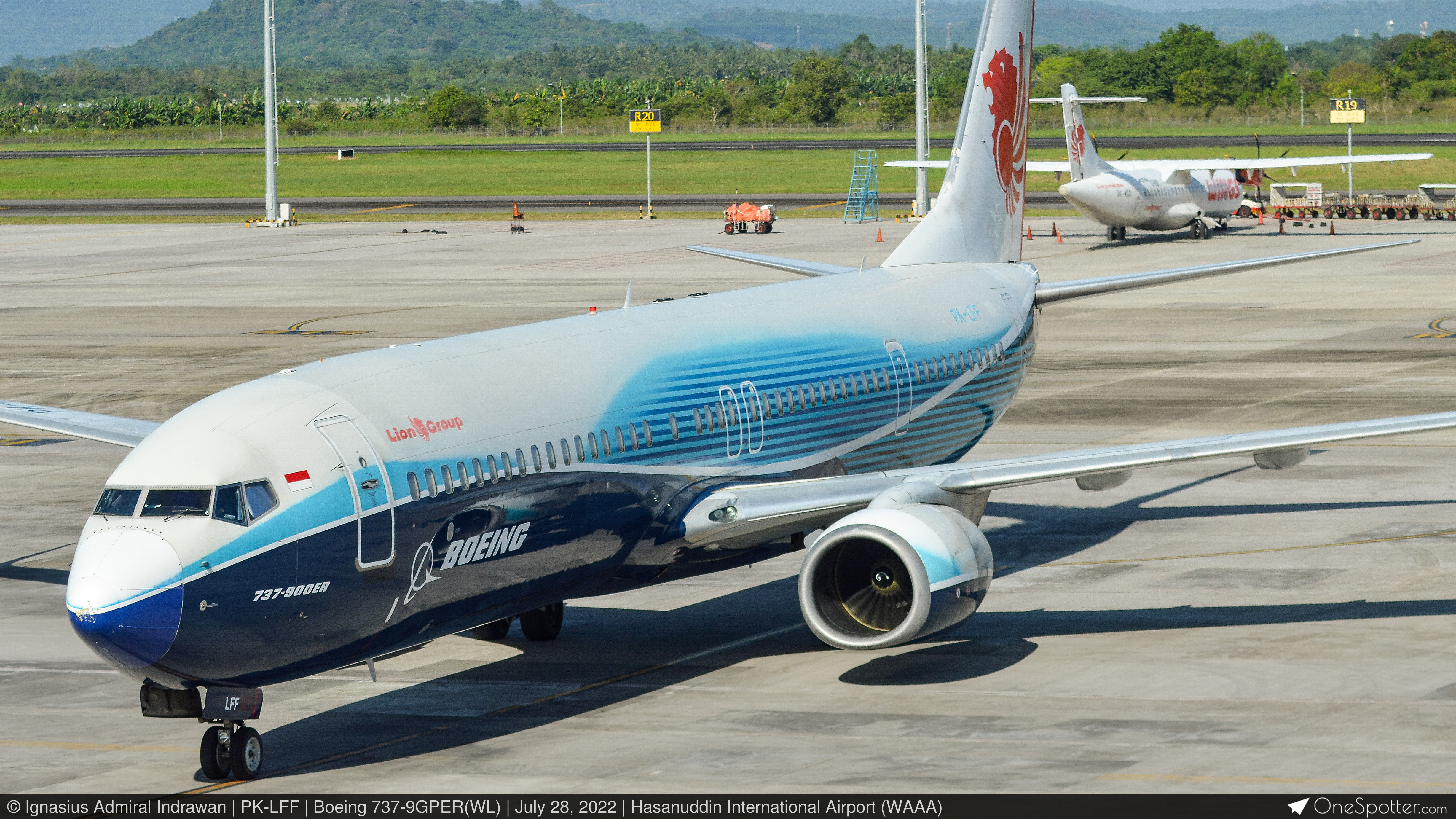 PK-LFF - Lion Air Boeing 737-9GPER(WL), MSN 35679 | OneSpotter.com
