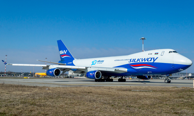 4K-SW888 Silk Way West Airlines Boeing 747-4R7F, MSN 29730