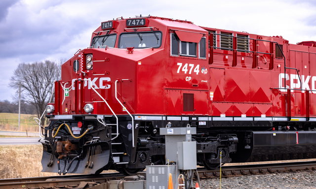 CPKC 7474 - Canadian Pacific Kansas City GE ET44AC | OneSpotter.com