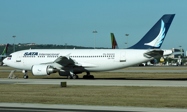 SATA航空 Aviationtag A310-300 CS-TGV The Airbus A310 CS-TGV, Azores Airlines, and A310 Legacy