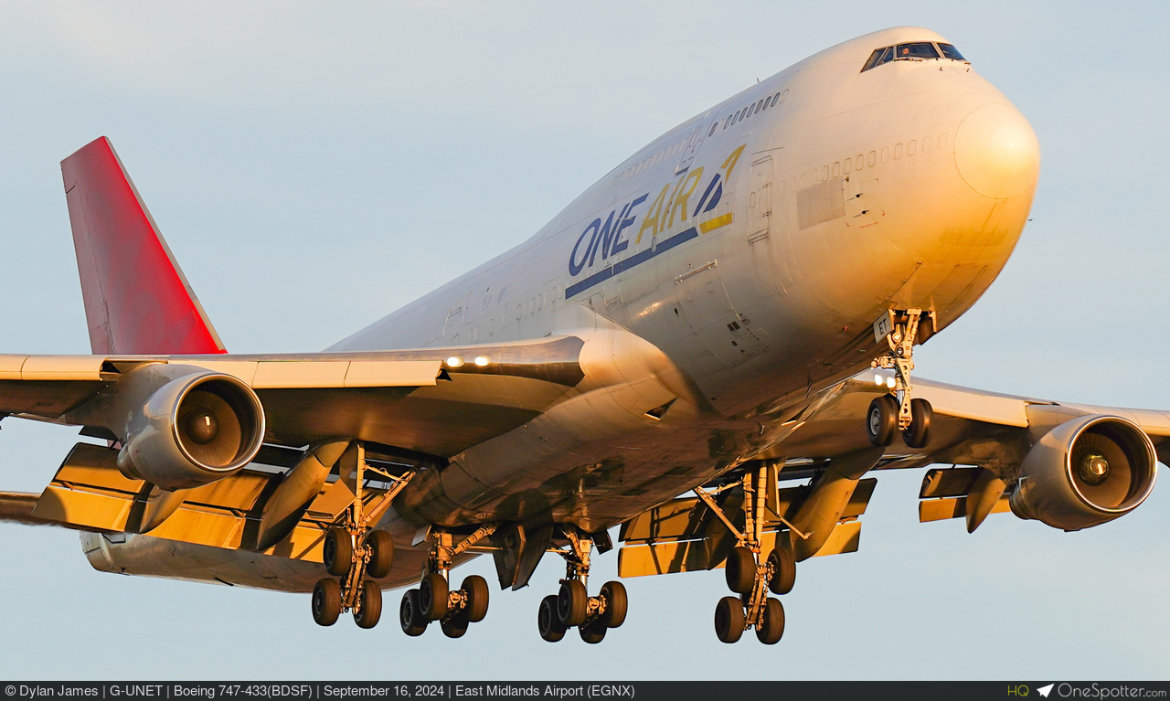 G-UNET One Air Boeing 747-433(BDSF), MSN 25075 | OneSpotter.com