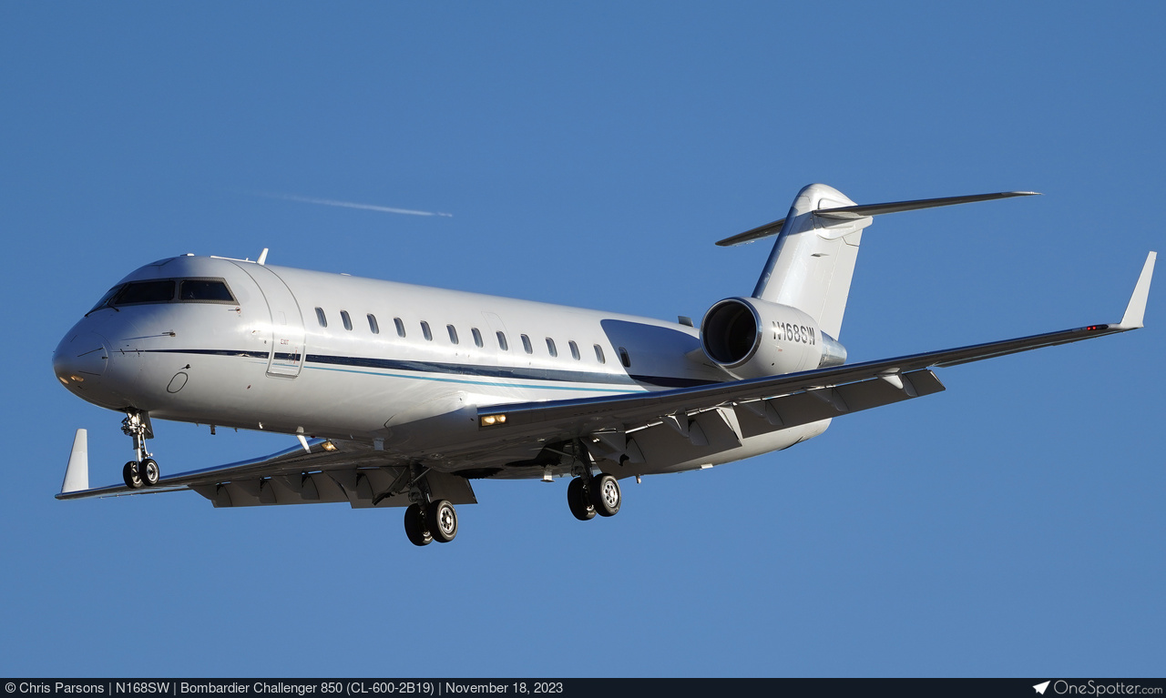 N168SW - 8075 LLC Bombardier Challenger 850 (CL-600-2B19), MSN