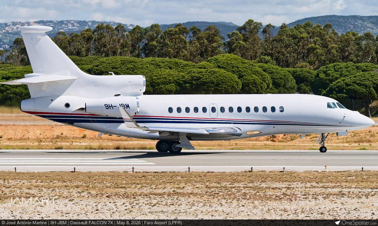 AMURO JEＴ 9H-JBM - Av8jet Charter Dassault FALCON 7X, MSN 255 | OneSpotter.com