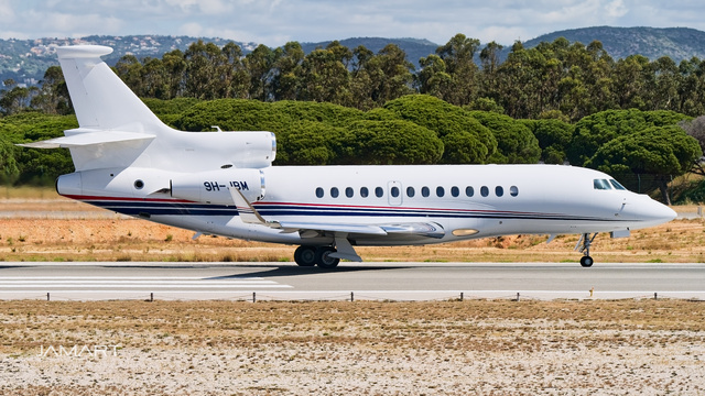 9H-JBM - Av8jet Charter Dassault FALCON 7X, MSN 255 | OneSpotter.com