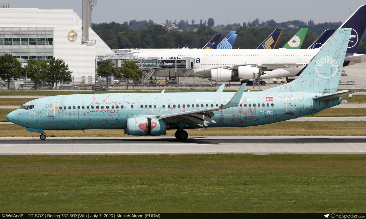 TC-SOZ - SunExpress Boeing 737-8HX(WL), MSN 29649 | OneSpotter.com