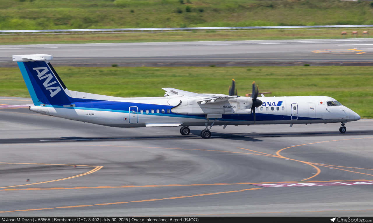 JA856A - Bombardier DHC-8-402, ANA Wings | OneSpotter.com