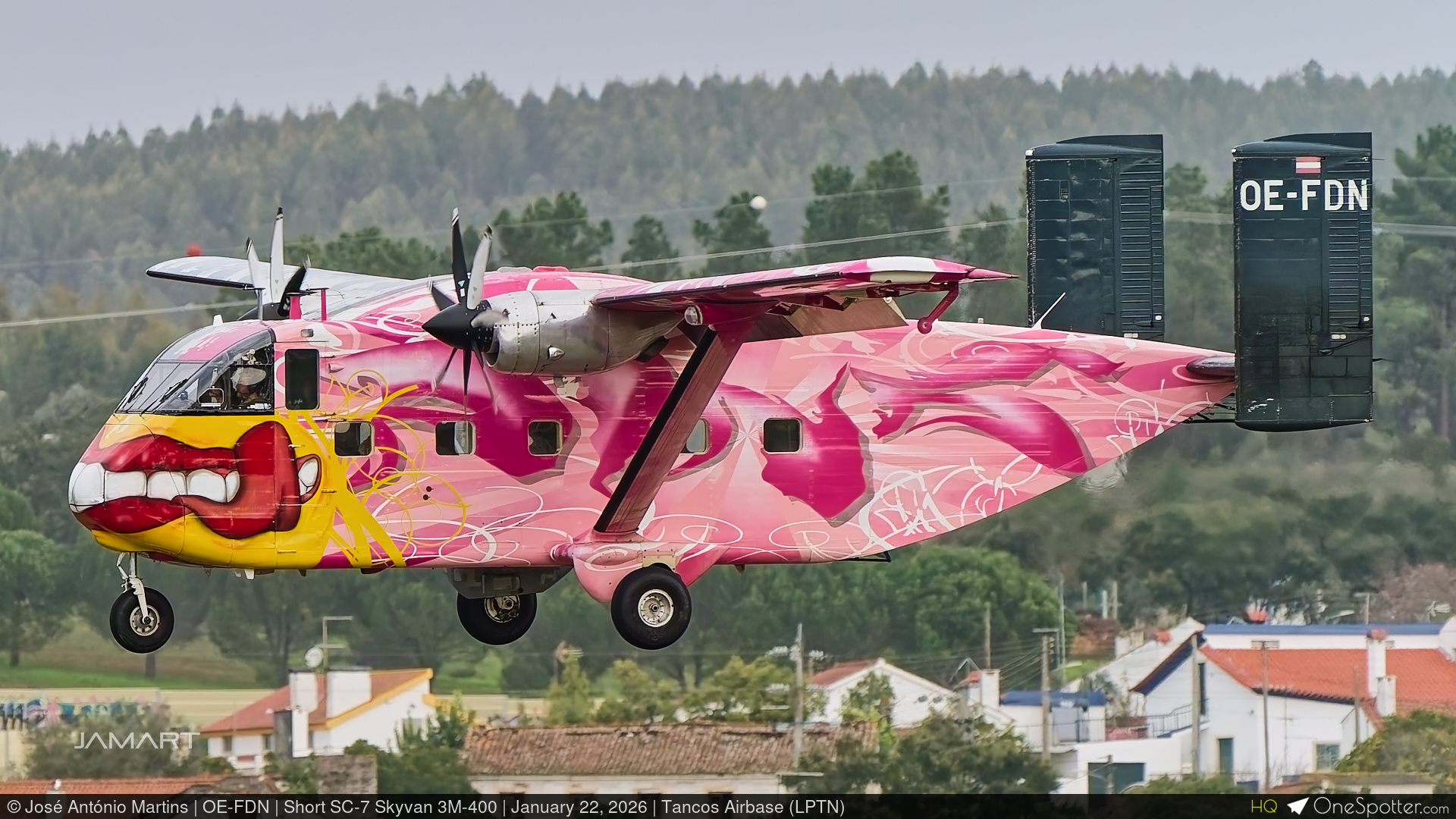 OE-FDN - Short SC-7 Skyvan 3M-400, Pink Aviation | OneSpotter.com